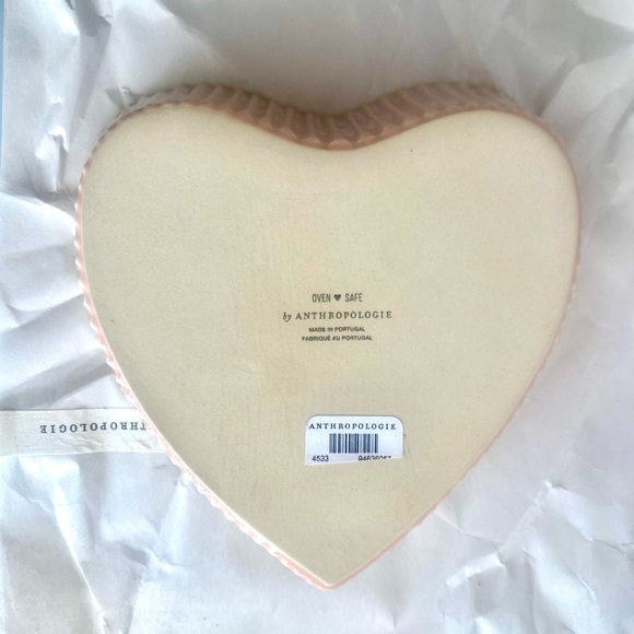 Anthropologie Heart Shaped Stoneware Ramekin Pink - Picture 6 of 7